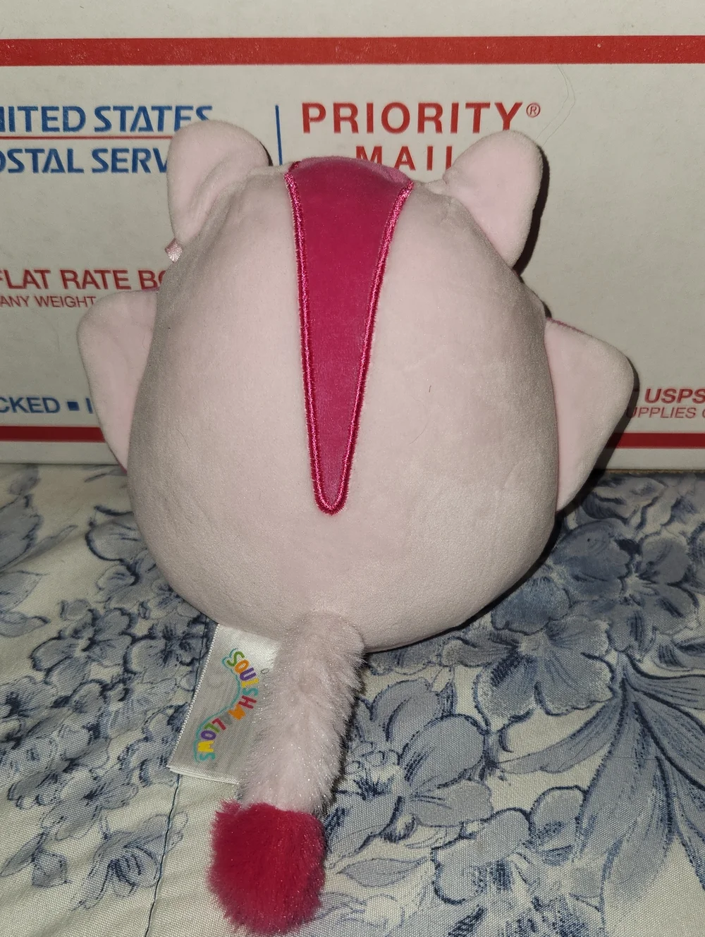 NWT Squishmallows pink raccoon 💗